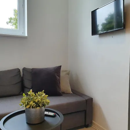 Mini Studio Motlava 4 *