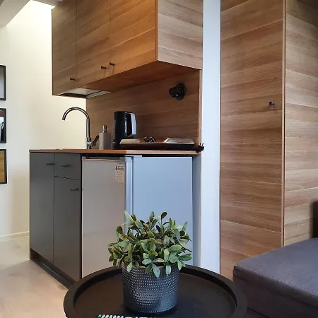 Mini Studio Motlava 4 *